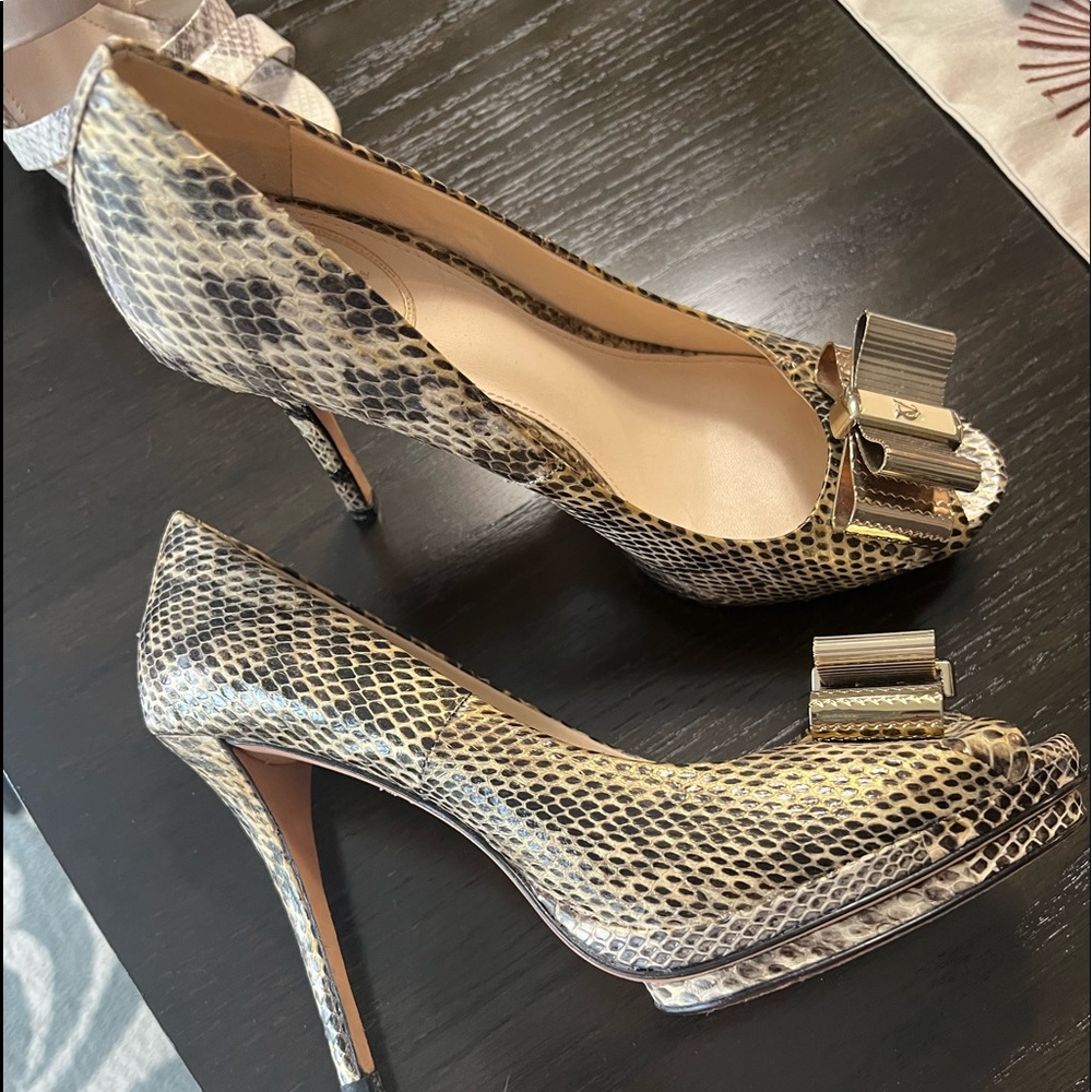 Women heels